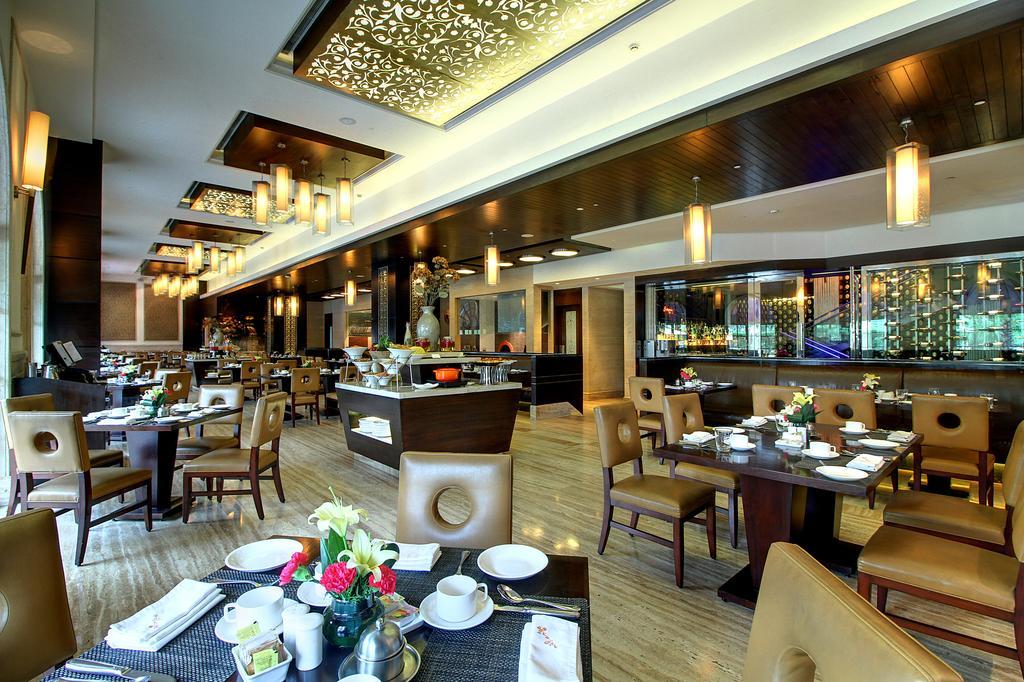 The Pllazio Hotel Gurgaon Ngoại thất bức ảnh